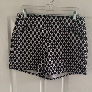 Premise Women's Black and White Patterned Shorts